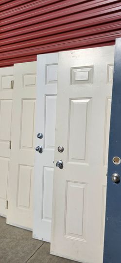 Exterior/entrance and fire rated doors in good condition (please read the description of the post)