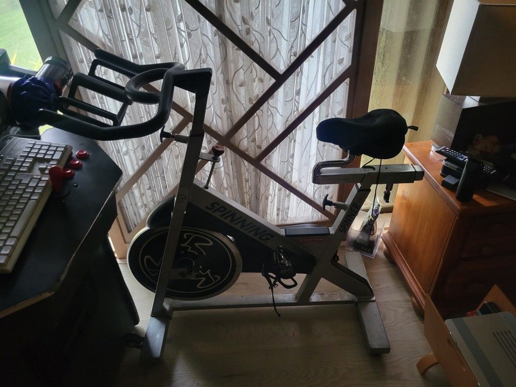Spinner Pro Excercise Bike
