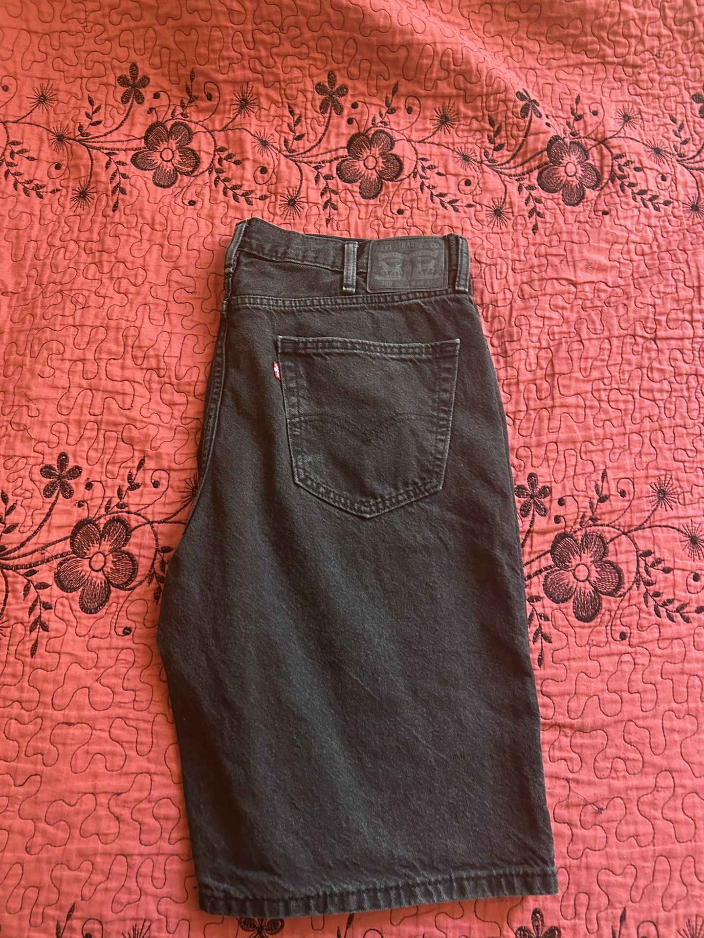 469 Levi Jorts