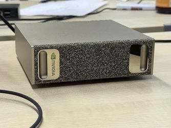 NVIDIA DGX Spark Founders Edition 128GB 4TB GB10 Grace Blackwell