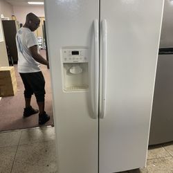 Refrigerator for sale