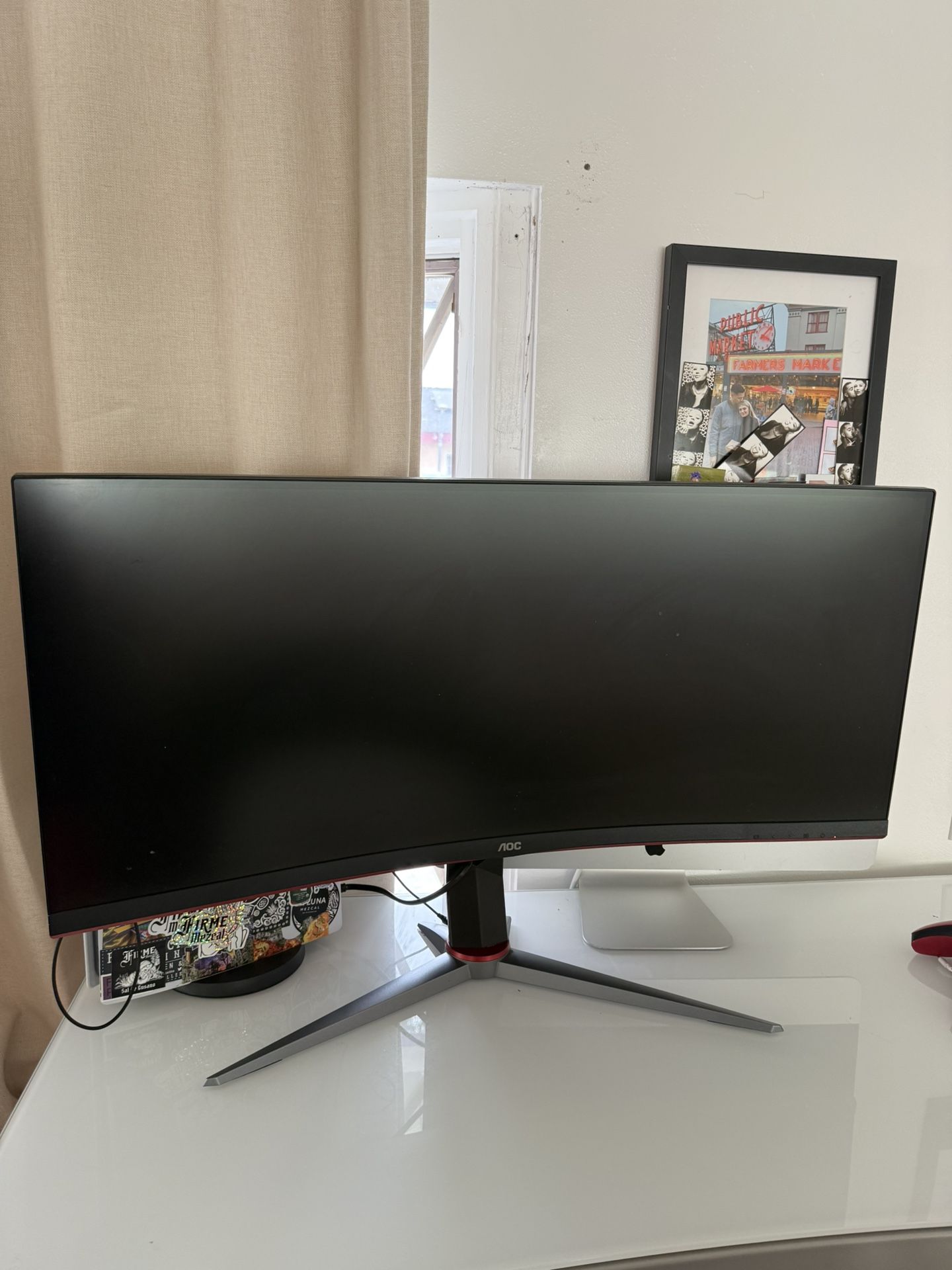 AOC 34” Curved Gaming Monitor (Used)