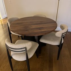 Round Wooden Table 