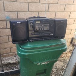 Vintage Radio Used Cash Only Local Pick Up I Only Check Radio Working 