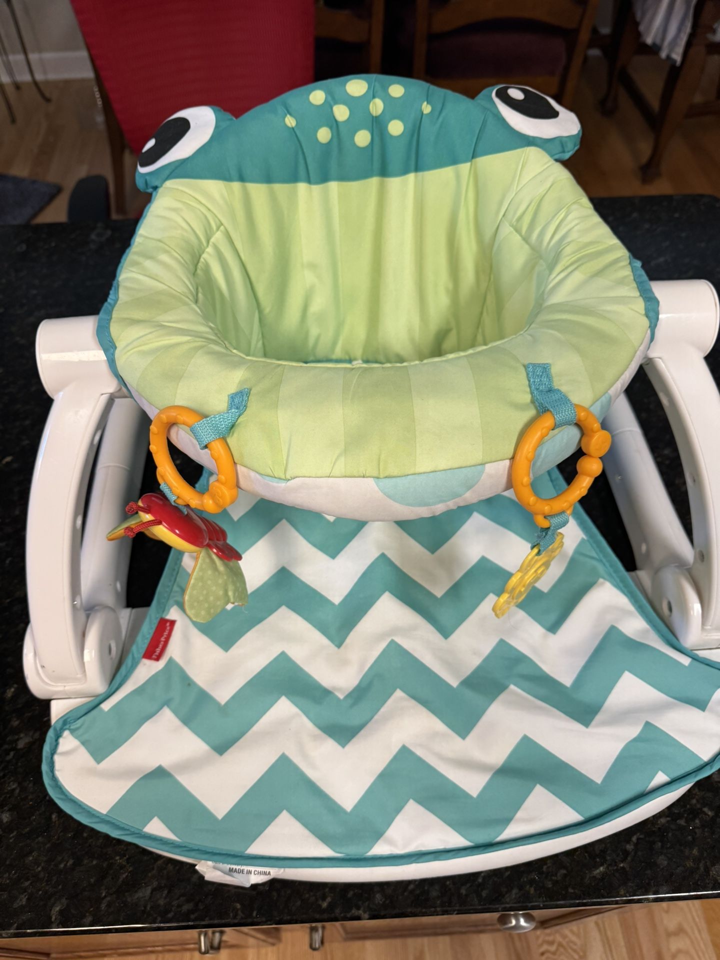 Fisher Price Portable Sit Me Up Floor Seat