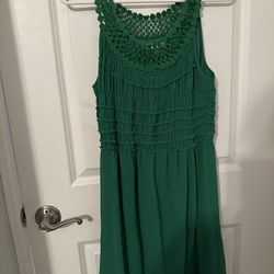 Max Studio Size Large Green Sleeveless Dress 