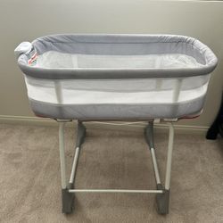 Baby Bassinet White And Grey Brand Simmons Kids