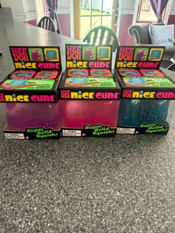 NeeDoh cubes