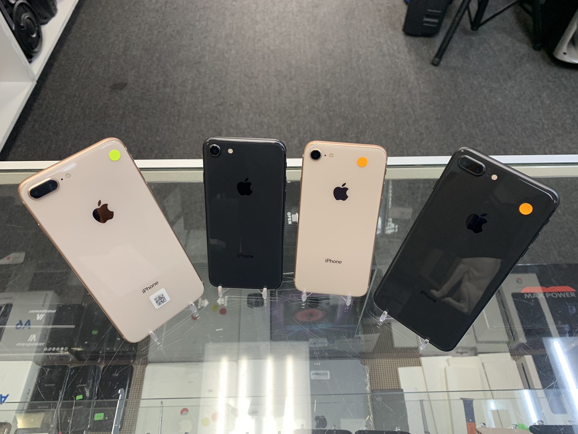 iPhone 8 / iPhone 8 Plus Unlocked, Special Offers