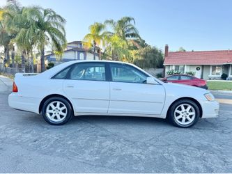 2002 Toyota Avalon XLS