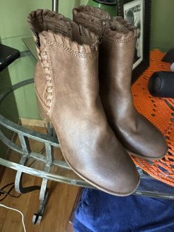 Shoes Women Size 9.5 New