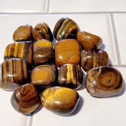 Tiger Eye Tumbles