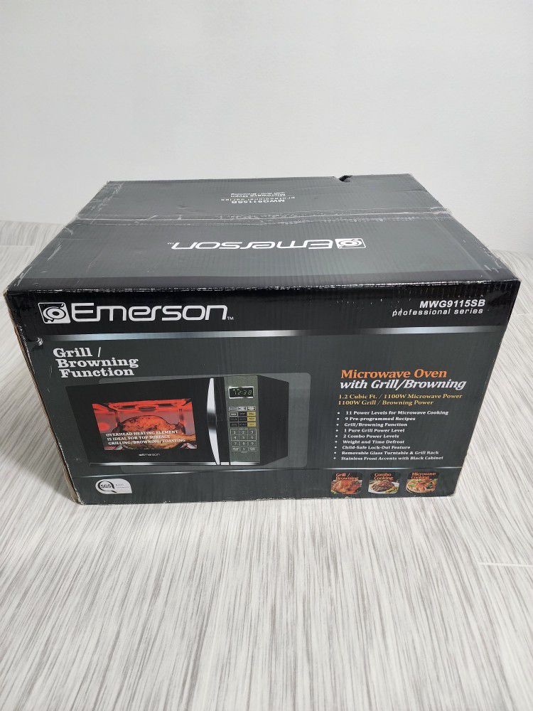 Emerson Professional Series Microwave Oven with Grill / Browning