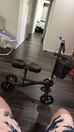 Knee scooter
