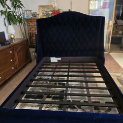 Z Gallerie Queen Size Bed Frame 