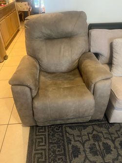 Recliner Sofa  Light Gray electric MOTO MOTION BRAND