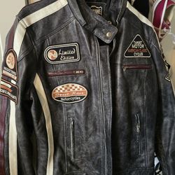 Womans Leather Jacket Excellent Condition 