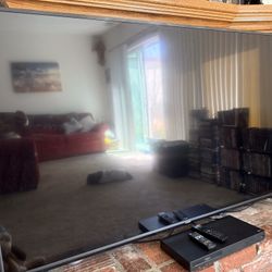 Vizio V Series T.V. || Size: 60 In.