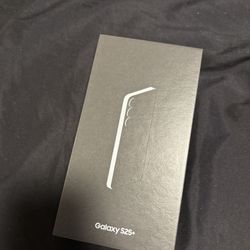 Samsung S25+ 512GB  ❗️Negotiable Price❗️