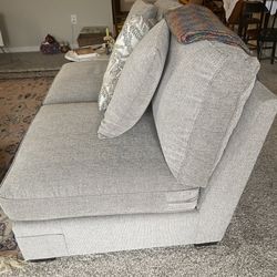 Large Bernhardt Armless Sofa