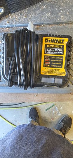 Dewalt Battery Charger