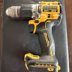 Dewalt 20v Max 1/2 Inch Hammer Drill DCD805