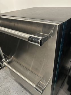 Thermador Built In 2 Drawers Fridge Stainless Still