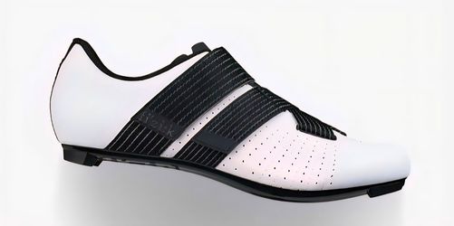 Fizik Tempo Powerstrap 42.5
versatile cycling shoe