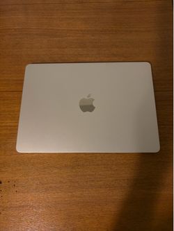 Apple MacBook Air M2 2022 Silver