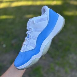 Jordan 11 UNC 