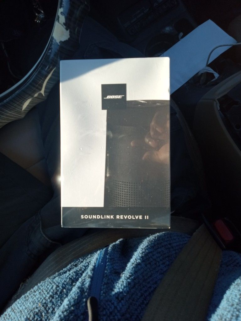 Bose SoundLink Revolve 2