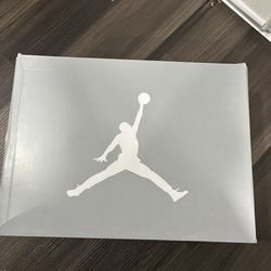 Retro Jordan 5 wolf grey