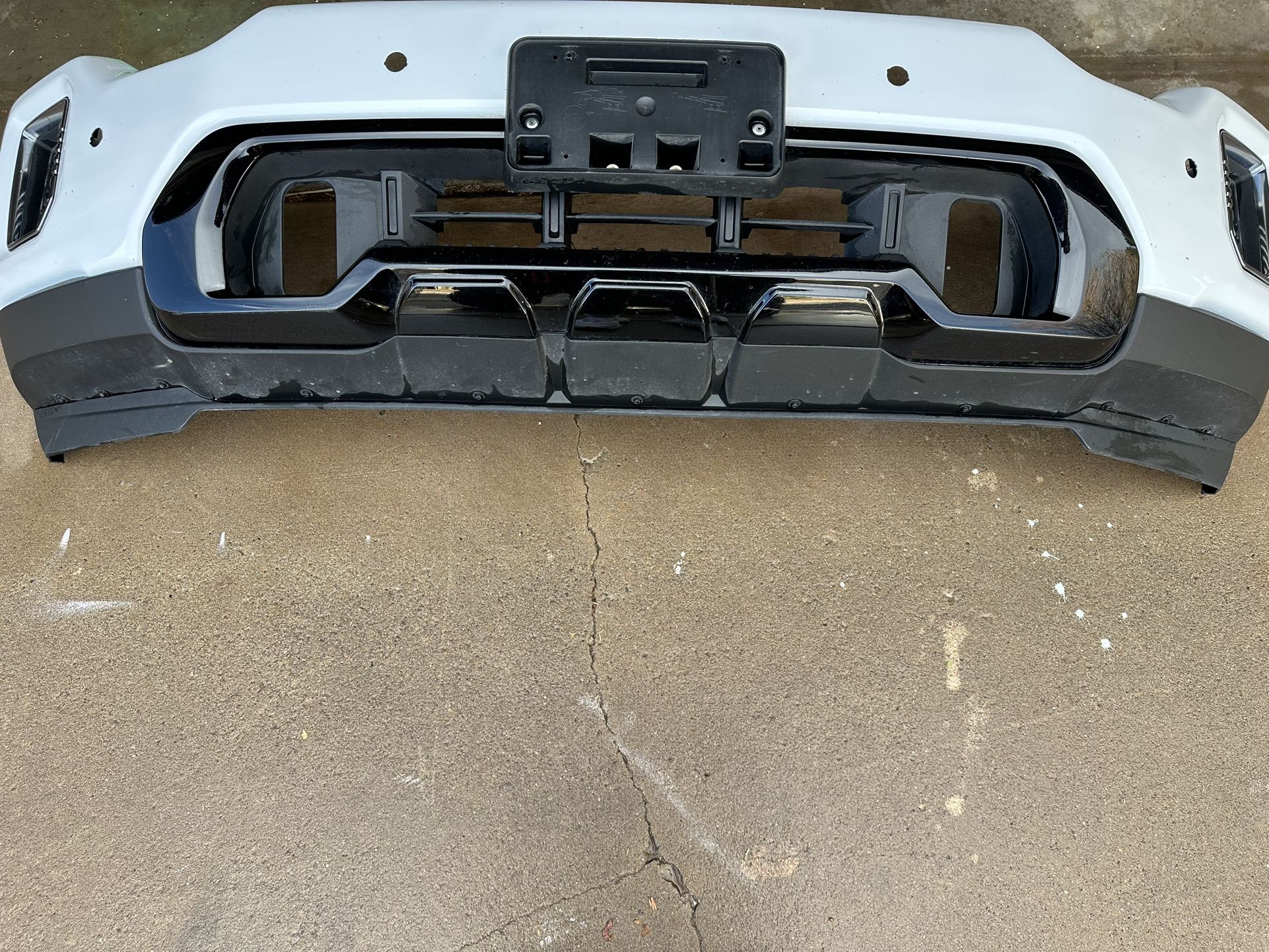 GMC GM 2500hd 3500hd sierra denali at4 front bumper with fog lights complete
