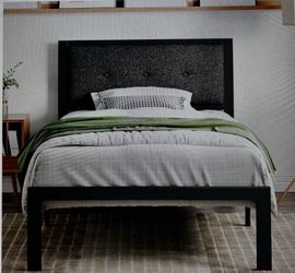 Twin bed nearly new