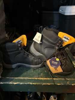 Men working boots