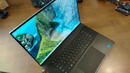 Dell XPS 17 9720 – i7 / 32GB RAM / RTX 3050 / 1.38TB Storage