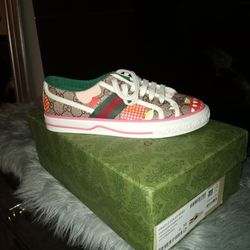 Gucci Shoe 