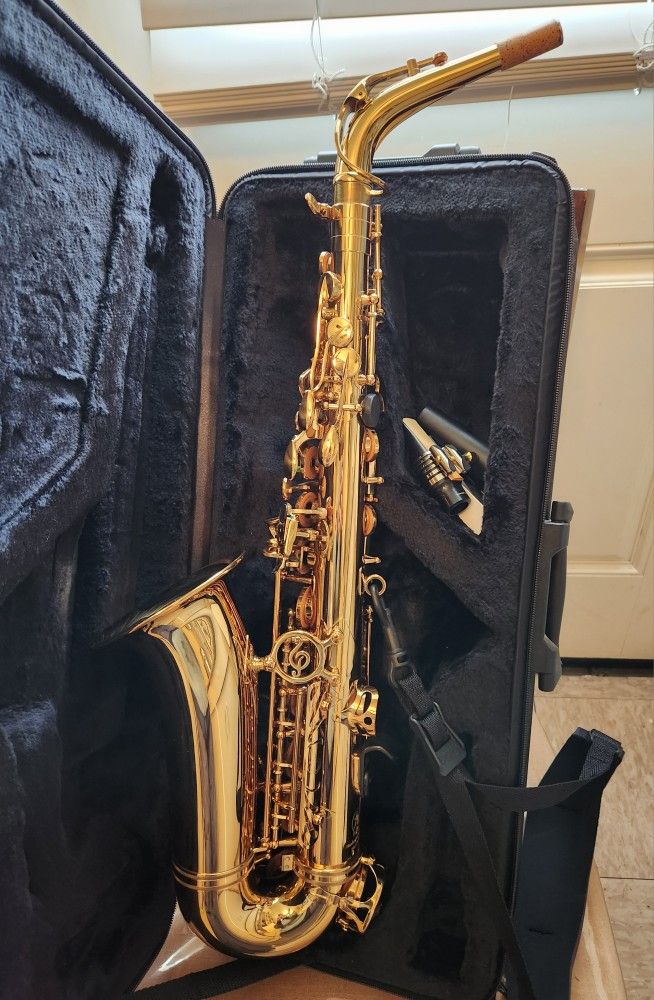 P. Mauriat PMSA-57GC Intermediate Alto Saxophone