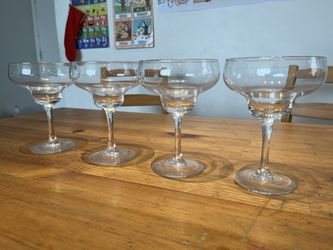 Set of 4 Clear Glass Margarita Glasses