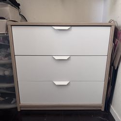 Ikea 3-drawer dresser