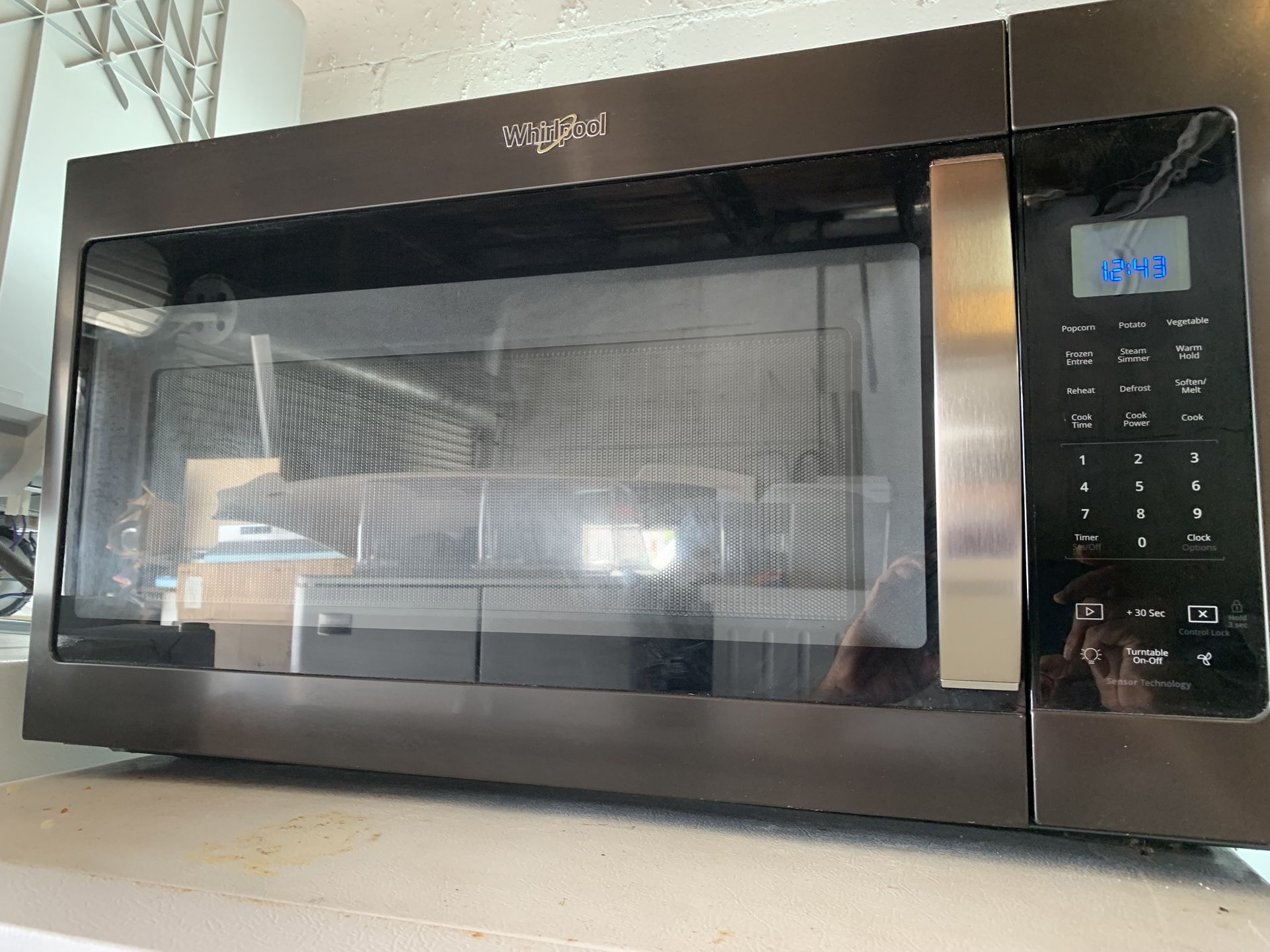 Whirlpool Microwave Over The Stove Black Stainless Excellent Condition. Warranty. 2522 Market St Ft Myers 33901