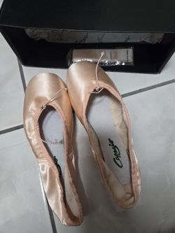 Capezio Ballet Shoes Glisse Pro ES Sz 9 Satin Pink Pointe Dance Slippers 