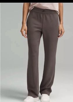 Lululemon pants
