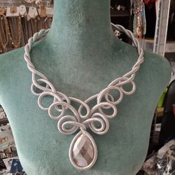 Rhinestone Pendant Necklace Set