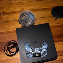 PS4,controller And 8 Games 
