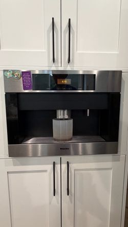 Miele CVA4066 built in espresso machine $700
