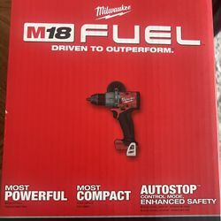 Milwaukee 1/2 Hammer Drill/Driver 