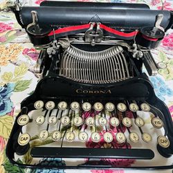 Corona 3 Folding Typewriter