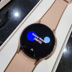 Galaxy Watch 4 40mm Pink Gold LTE/WiFi/GPS