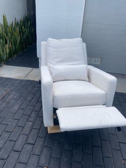 Babyletto Kiwi Recliner